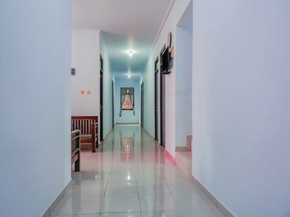 Oyo 2770 Zleepy Wisma Khazri Bogor Exteriér fotografie