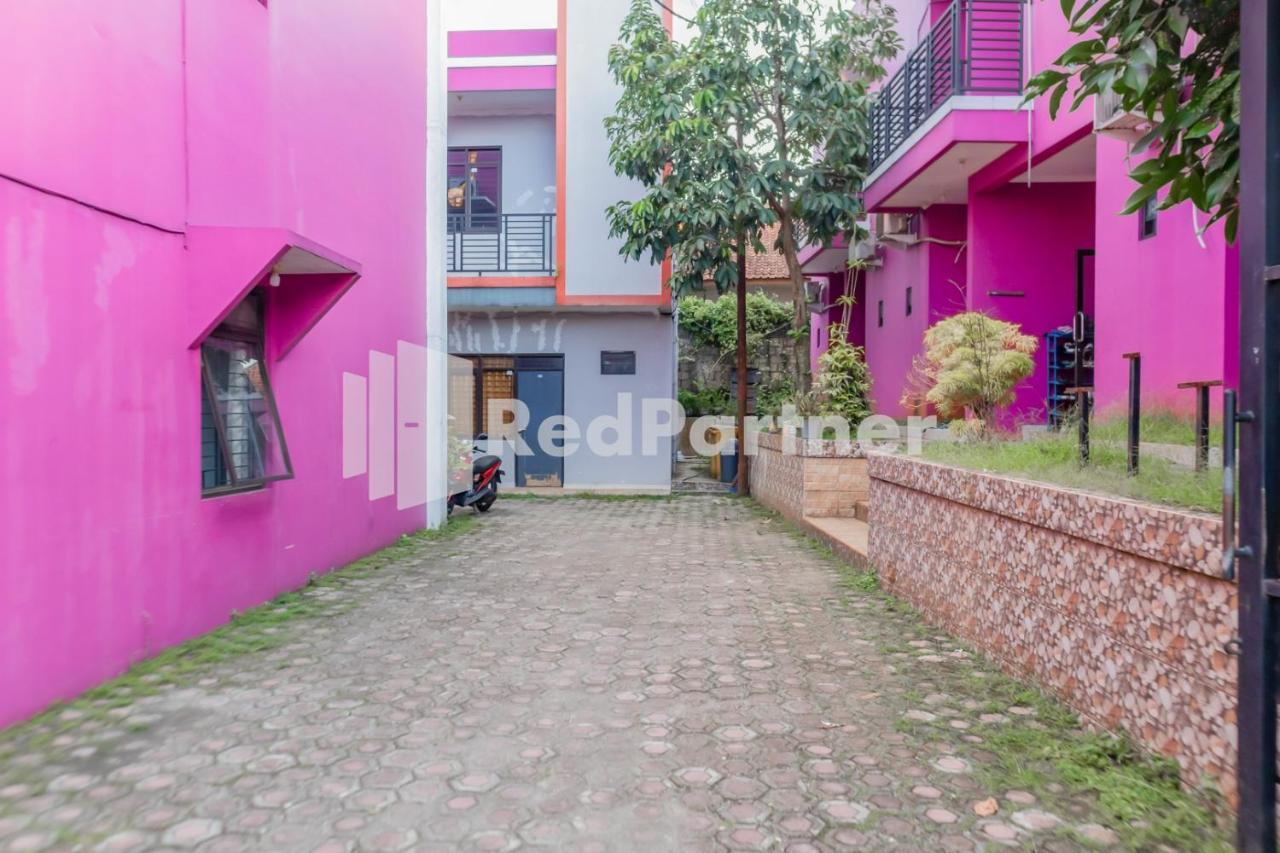Oyo 2770 Zleepy Wisma Khazri Bogor Exteriér fotografie
