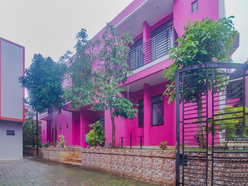 Oyo 2770 Zleepy Wisma Khazri Bogor Exteriér fotografie